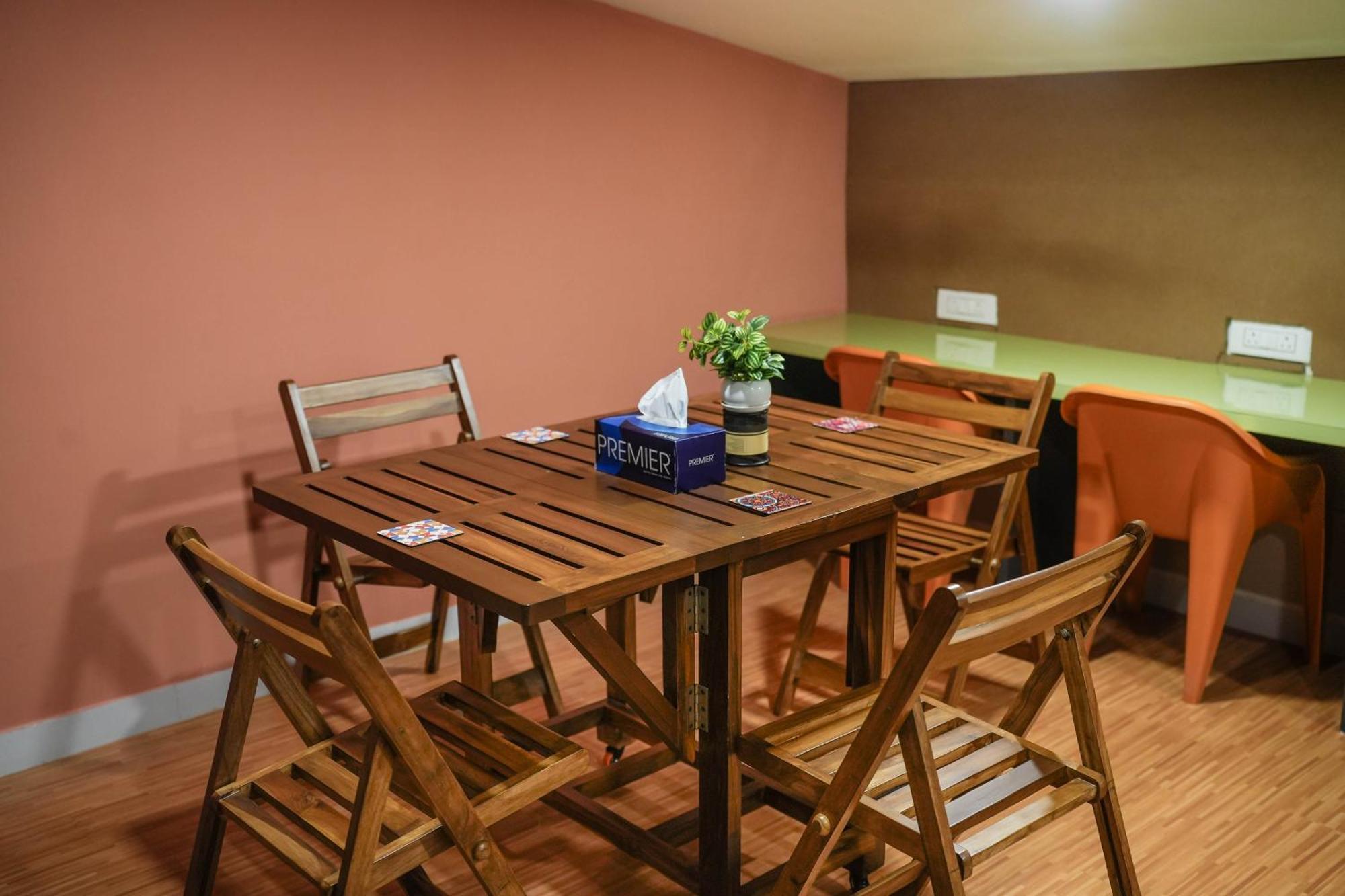 Ostelo Mumbai Airport Hostel Dış mekan fotoğraf